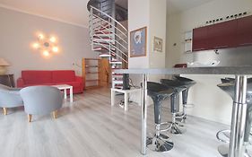 LE 17 duplex quartier Cathedrale parking privé
